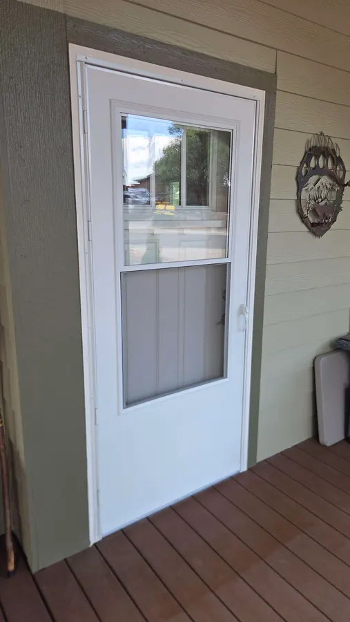 Storm door install, White Mountains, AZ