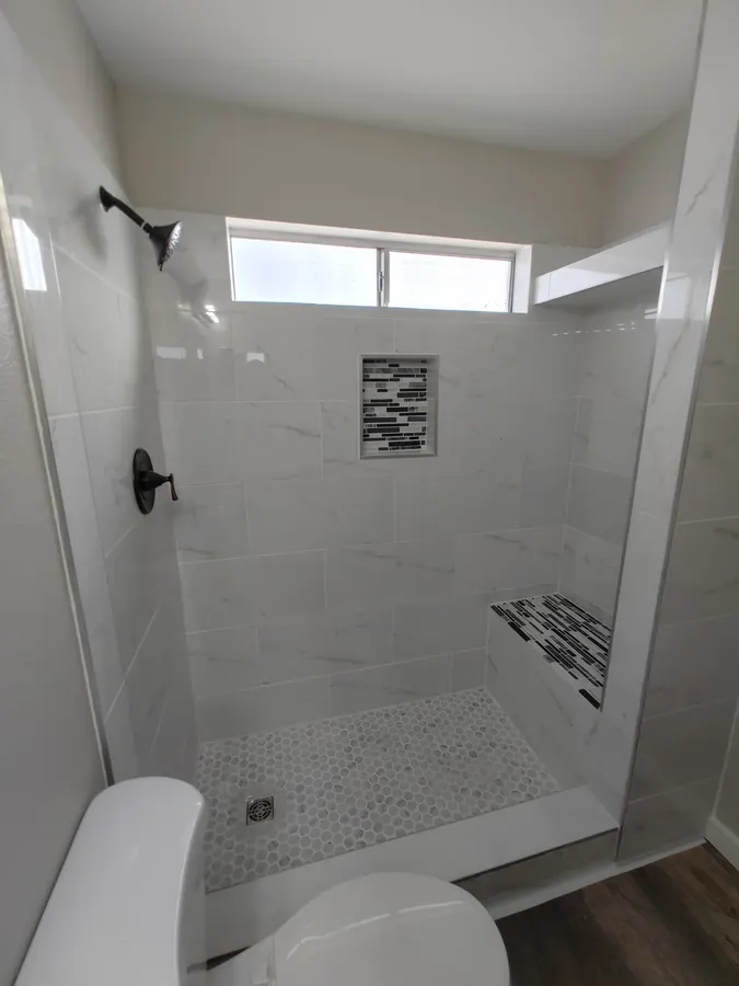 Tiled shower with bench, White Mountains, AZ
